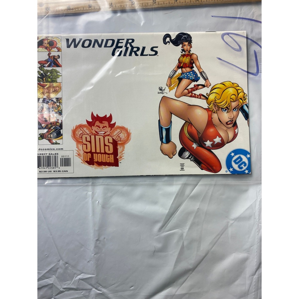 DC Comics Wonder Girls Sins of Youth 00111 Comic Book 2000s
